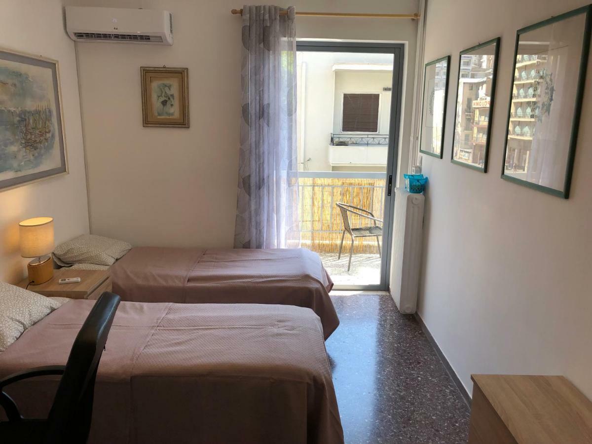 Metaxourgio Spacious Two Bedroom Apartment Атина Екстериор снимка